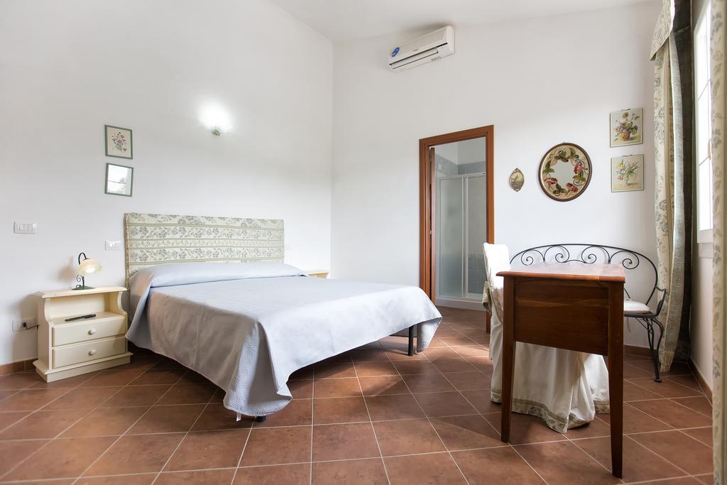 Putifigari Villa Raimonda מראה חיצוני תמונה