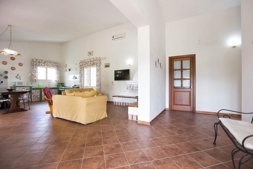 Putifigari Villa Raimonda מראה חיצוני תמונה